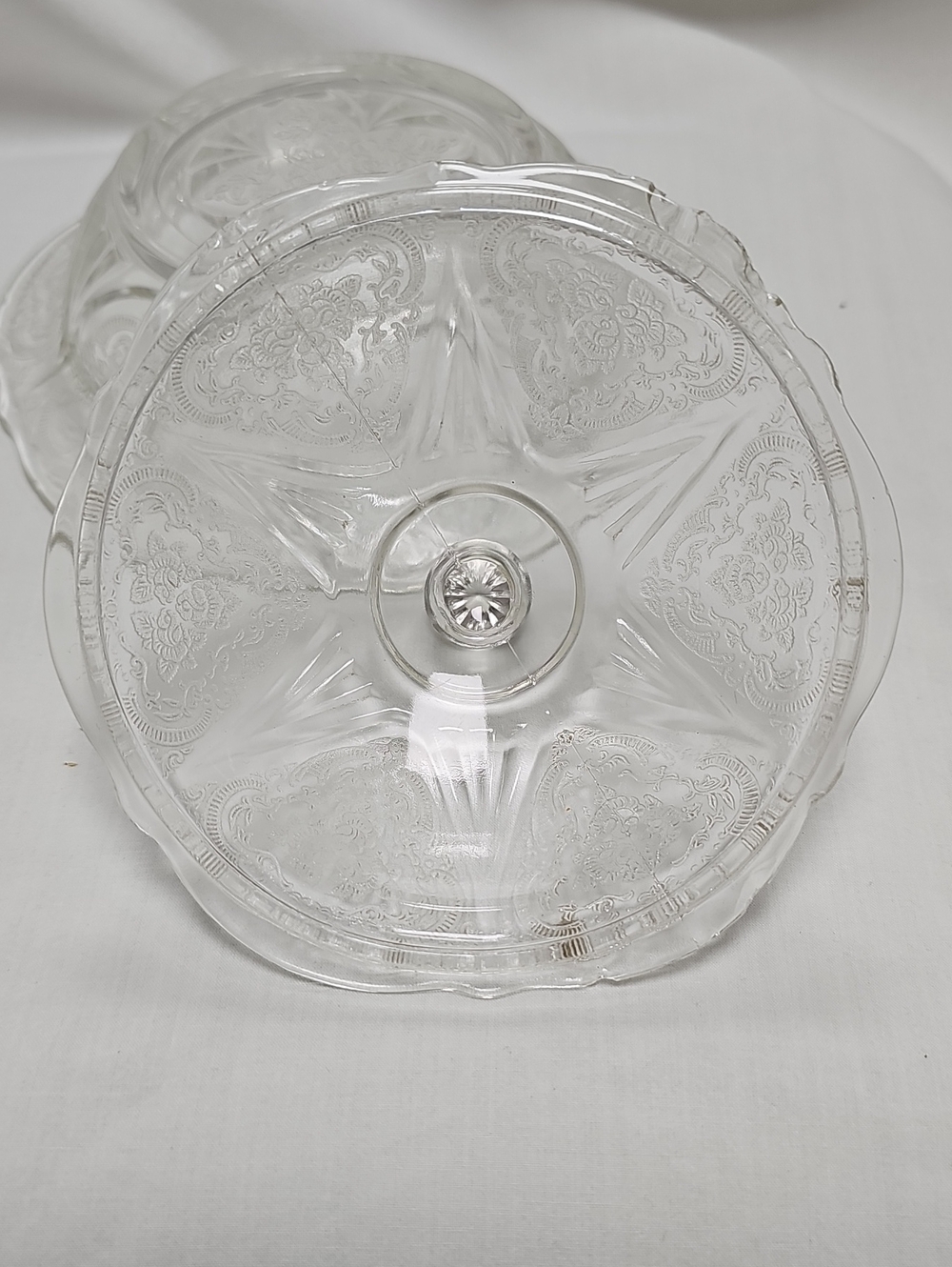 Hazel Atlas Royal Lace Pattern Glass Butter Dish - Picture 5 of 6